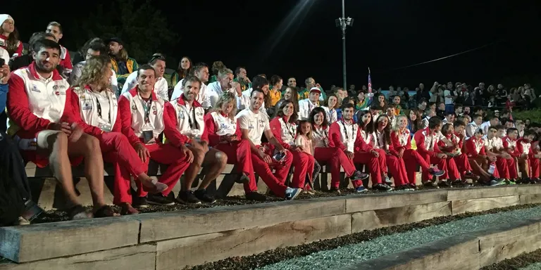 El Mundial d'Eslàlom de Pau enceta la competició amb les proves per equips