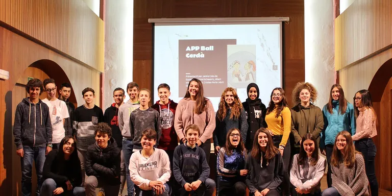 Els alumnes de 3r ESO de l'Institut La Valira elaboren una aplicació per a dispositius mòbils sobre el Ball Cerdà