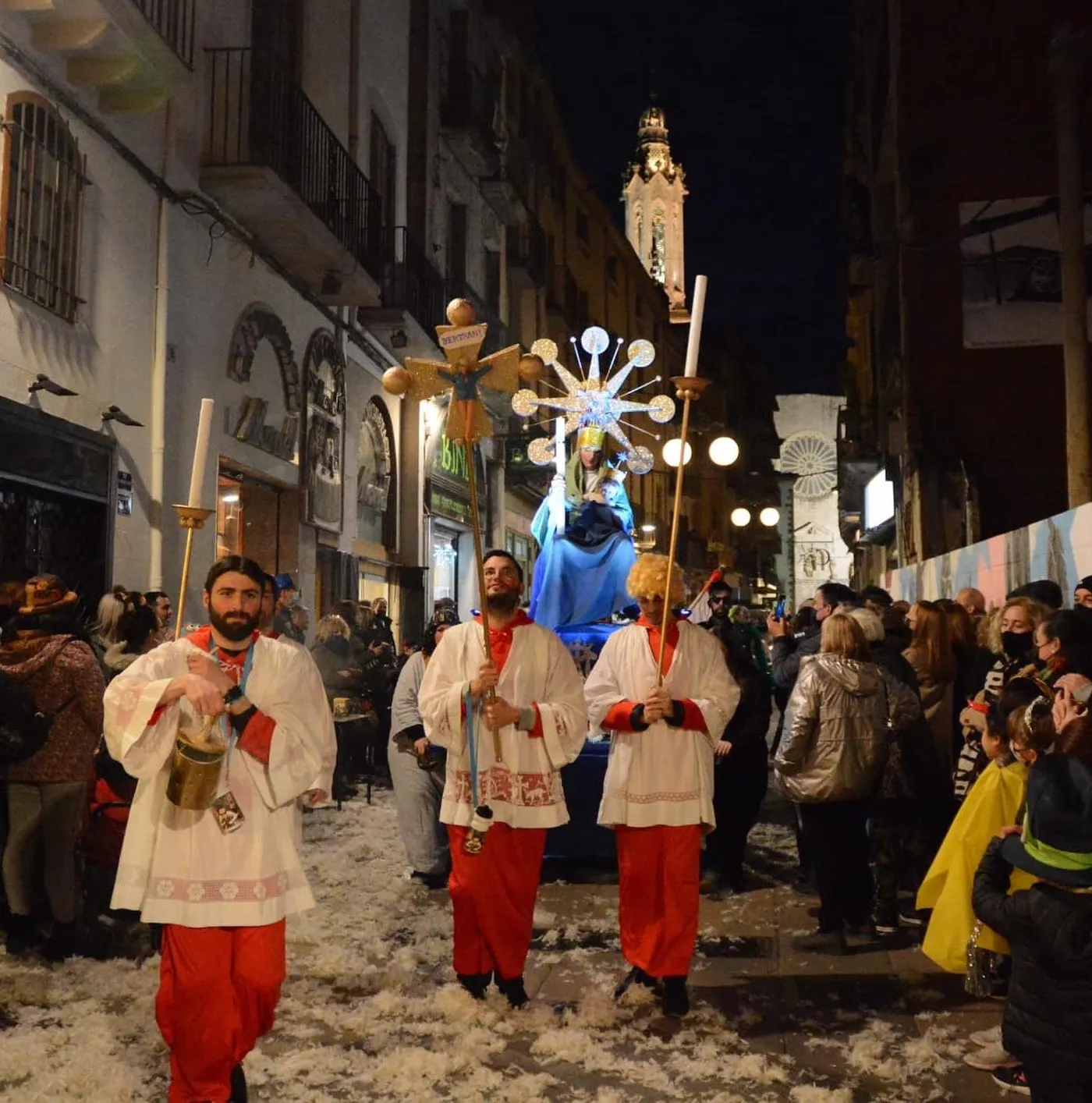 Les Decennals 2021+1, protagonistes de la rua de Carnaval