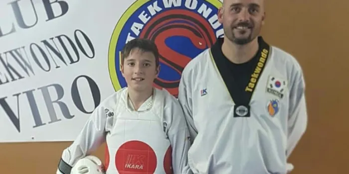 Jaume Niño, del Club Taekwondo Viro, participa en el Campionat d’Arts Marcials Internacional a França