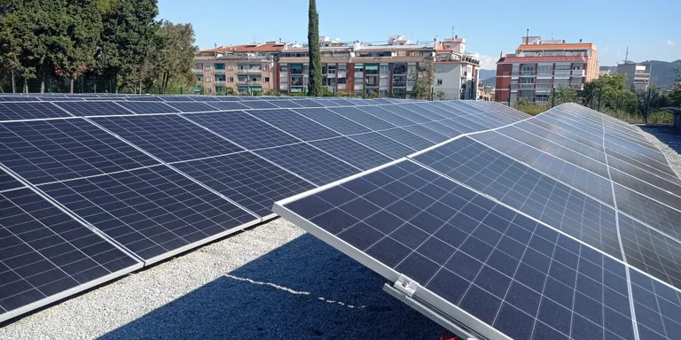 Fills de Moretó aposta per l’energia solar per reduir el consum energètic de la farinera