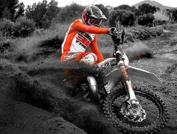 Iván Cervantes aconsegueix una doble victòria al Campionat de Catalunya de motrocròs