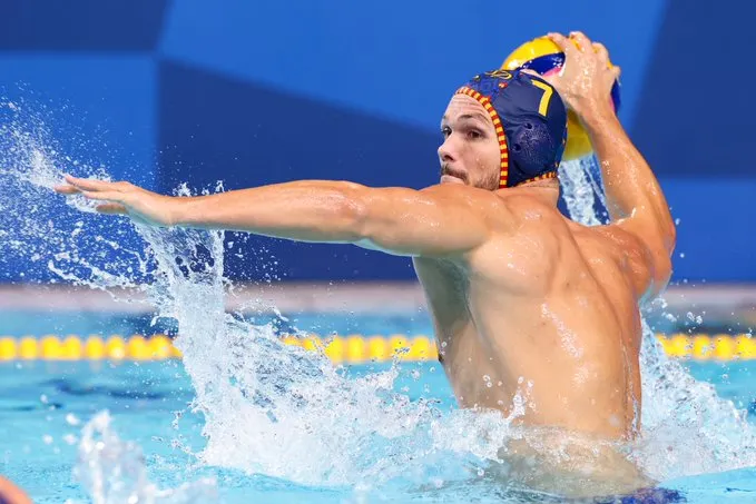 La selecció de waterpolo no afluixa i també goleja Austràlia (5-16)