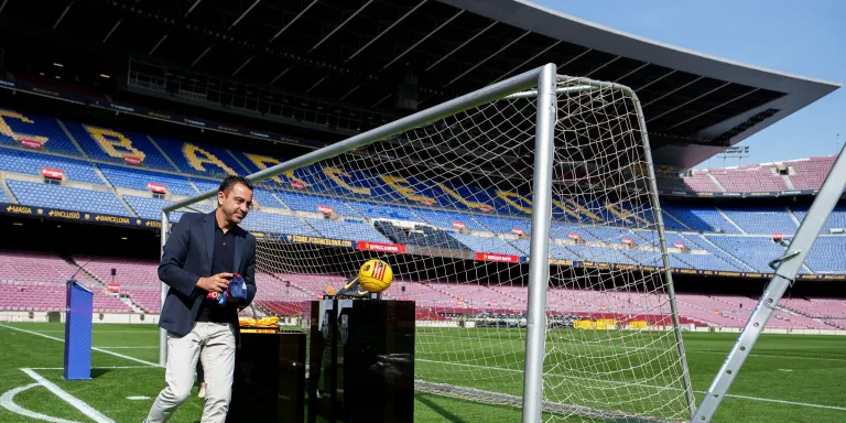 El Barça s'acomiada del Camp Nou amb victòria