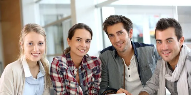 La Generalitat ofereix ajudes a empreses per contractar joves amb talent
