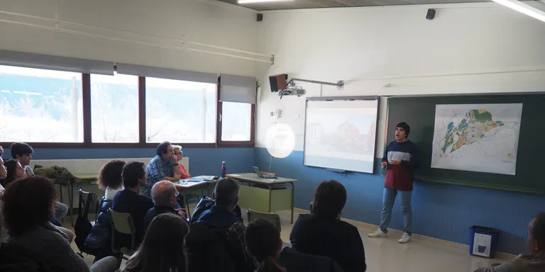 L'alumnat de Batxillerat de l'Institut Joan Brudieu presenta els seus treballs de recerca