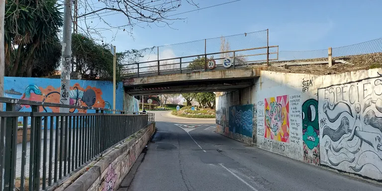 El PSC de Cambrils presenta al·legacions al projecte del tren-tramvia amb l’objectiu de crear un eix cívic