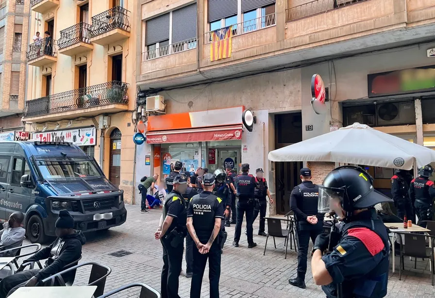 Durant el dispositiu Kanpai / Foto: Ajuntament de Lleida