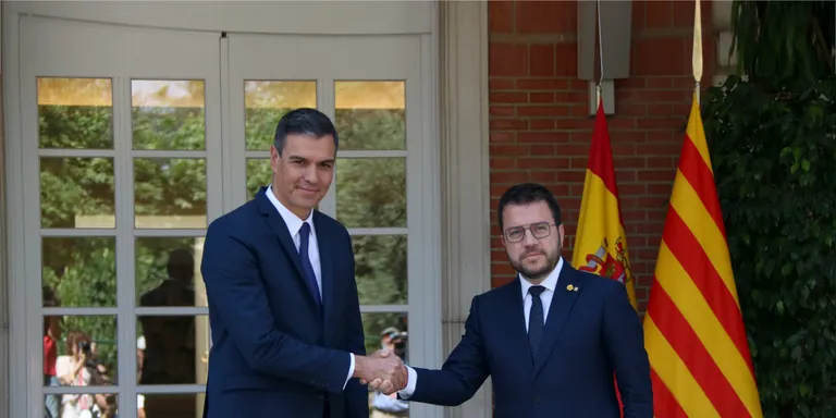 Aragonès i Sánchez es reuniran dijous a les 12 hores al Palau de la Generalitat