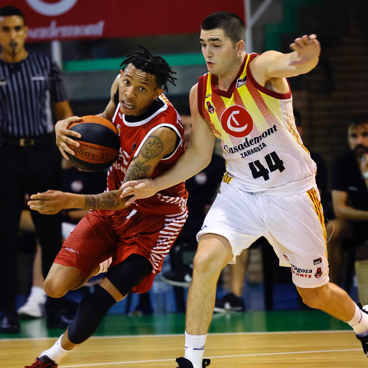 Primer amistós de pretemporada del Baxi Manresa contra el Casademont (72-71)
