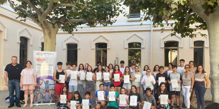 El col·legi Cardenal Vidal i Barraquer lliura els diplomes acreditatiu del nivell d’anglès de Cambridge
