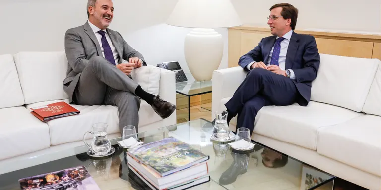 Collboni es reuneix amb Almeida a Madrid en una visita que "demostra normalitat institucional": "Barcelona torna"
