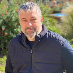Roger Fontanals, escriptor pinedenc - episode art