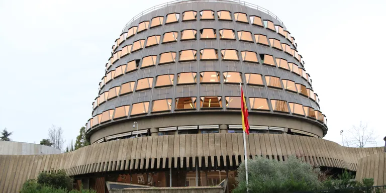 El Constitucional ordena reobrir el cas d'un jove que es va trobar mort al mar a Portbou