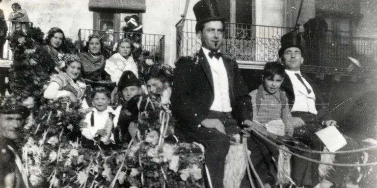 Sant Antoni, patró dels animals de tir i el dia que se’ls beneïa per purificar-los i que continuessin fèrtils
