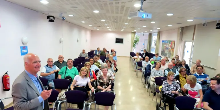 El grup cambrilenc ‘Collita del 52’ reviu les edicions anteriors de la festa