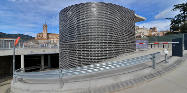 Es posa en marxa un sistema de venda de tiquets de l’Aparcament Centre – El Sindicat perquè els comerços locals puguin oferir tiquets de temps d’aparcament gratuït als seus clients