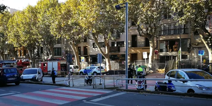 Una fuita de gas a la Riera provoca el confinament dels veïns i talls de trànsit aquest mati