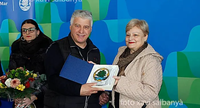 L'entrega del lliurament es va fer ahir al migdia en presÃ¨ncia de la famÃ­lia de Bernat Coll ( Fot