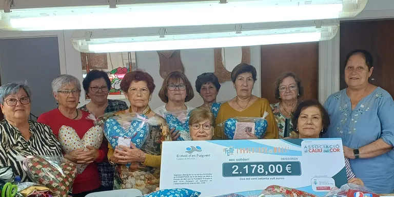 El Caliu del Cor rep els 2178 recaptats durant la darrera Fira Fora Stocks