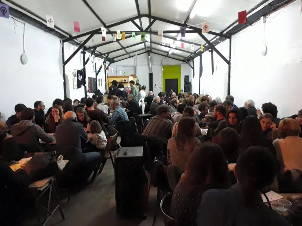 El casal popular Atzari celebra el sisè aniversari presentant el cartell de la Rierada