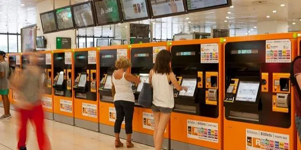 Renfe expedeix a Catalunya prop de 778.000 abonaments gratuïts de Rodalies i Regionals