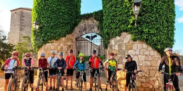 El grup d’iniciació al BTT de la Penya Ciclista Altafulla creix i augmenta la participació femenina