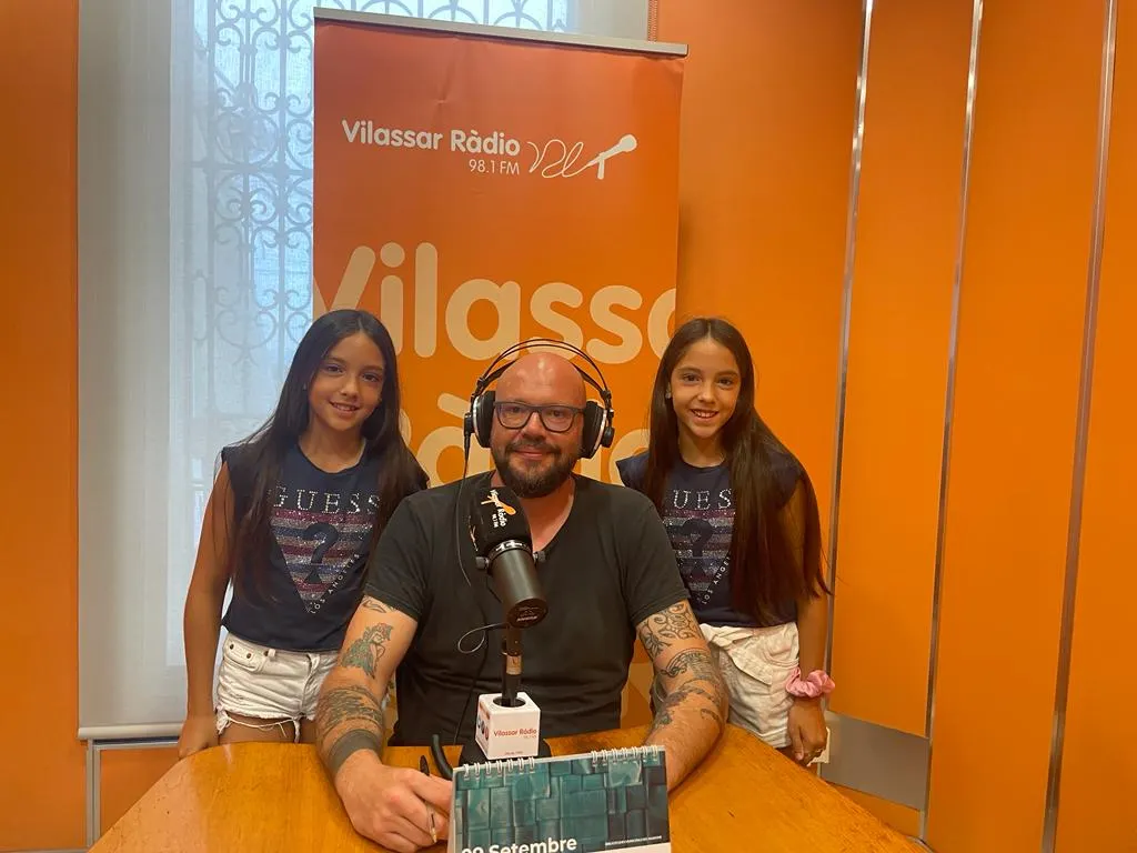 Les bessones Carla i Anna Ruiz participen al thriller “La casa entre los cactus”