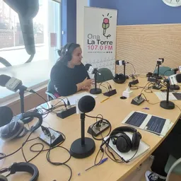 #497 - Lydia Suárez i Júlia Beltran del Programa de Refugiats de la Creu Roja. - episode art