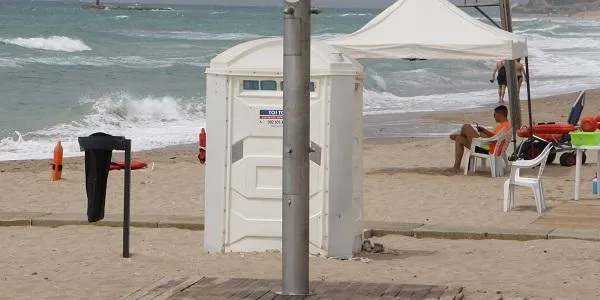 La platja d'Altafulla, llesta per acollir la nova temporada d'estiu