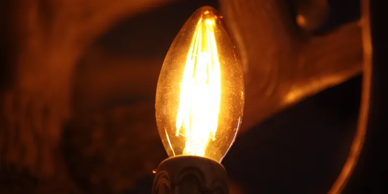 El preu de la llum per a dimarts marca el mínim d'aquest any amb 4,48 euros per MWh