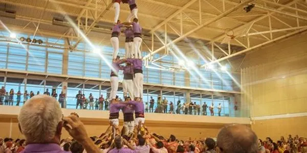 Els Castellers d’Altafulla signen una nova clàssica de 7 en una Diada festiva per celebrar el seu 45è aniversari