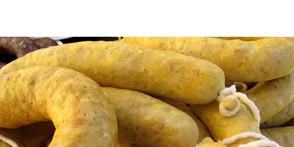 La venta de botifarra i botifarra d'ou s'ha anat fent al llarg de tota la setmana, no només avui que és Dijous Gras