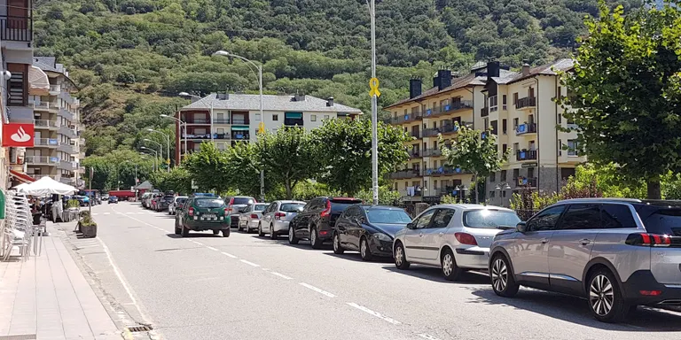 Un inhibidor de freqüència impedeix als conductors tancar els cotxes amb comandament a Sort