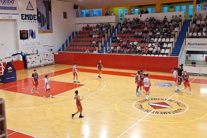 El CB Valls cau amb contundència a la pista de l’Hospitalet (99-71)