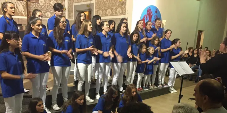 Concert de la Coral Juvenil pro-viatge a Riga al Premi de les Nacions
