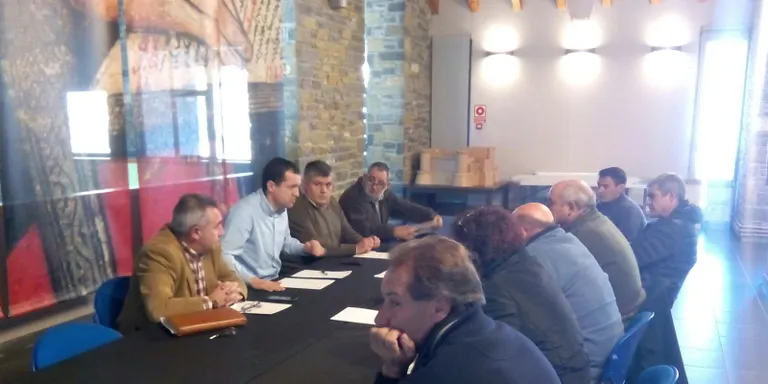 Reunió del diputat Òscar Ordeig amb representants de l'Associació de Ramaders del Pallars Sobirà i Asaja