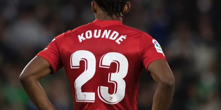 Jules Koundé aterrarà en les properes hores a Barcelona