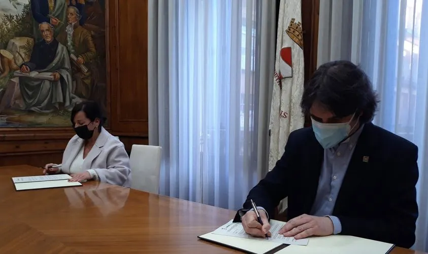 L’Ajuntament de Valls renova el conveni amb l’IEV