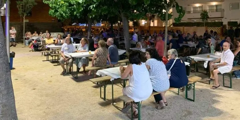 Tot a punt per la revetlla del Barri de Bellamar aquest dissabte a la plaça d'Orient