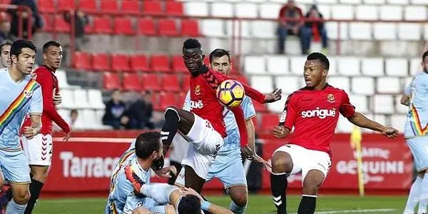 El Nàstic suma la vuitena derrota de la temporada contra el Rayo, i se situa a 4 punts de la permanència