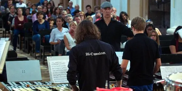 La plaça del Pou d’Altafulla acollirà aquest dijous el concert del grup Bi-Cussion amb la participació d’alumnes de l’Escola de Música