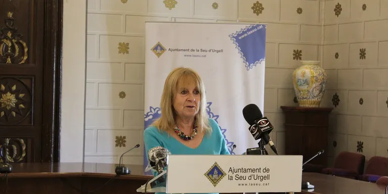 La Síndica Municipal de Greuges explica les actuacions del 2021 amb un díptic informatiu