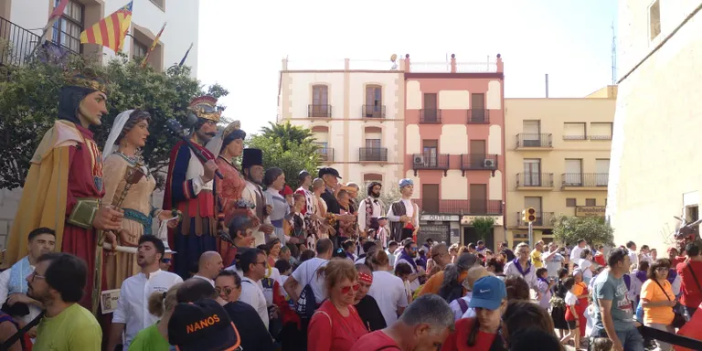 Els Gegants de Pineda representen El Maresme a la trobada de Vinaròs, al País Valencià