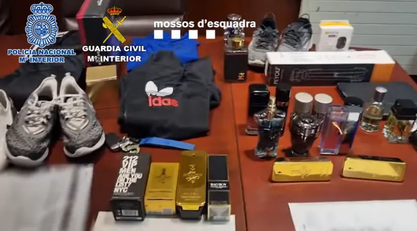Desmantellen una banda que havia robat 350.000 euros en material de perfumeria d’una empresa de Caldes