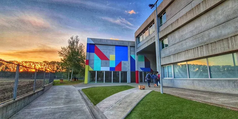 Un robatori a l'institut La Plana de Vic obliga a suspendre les classes de dijous