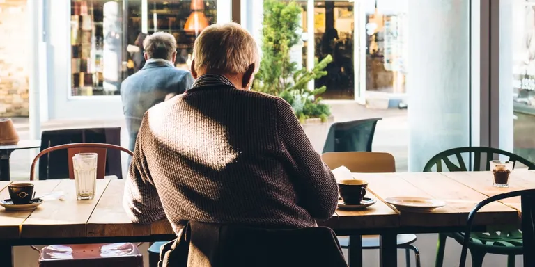 Els bars i restaurants podran obrir de matí a tarda ininterrompudament des de dilluns