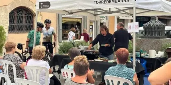 Torredembarra posa en valor el producte mariner amb un Showcooking, aquest dimarts al matí