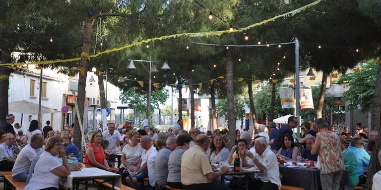 La revetlla de Sant Pere han comptat amb la missa marinera, havaneres, sopar i ball