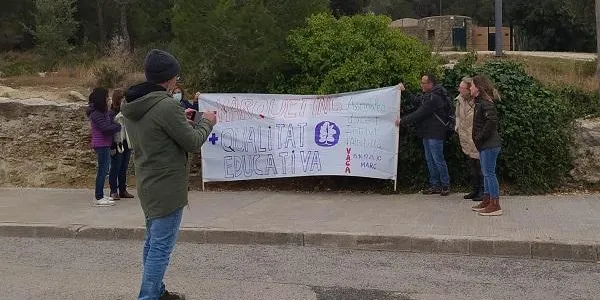 Segon dia de vaga a l'ensenyament amb una baixada del seguiment als centres escolars d'Altafulla